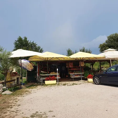 Mobile Leggiero 156 - Porton Nature Hideouts Campsite