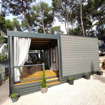 Mobile Leggiero 156 - Porton Nature Hideouts Campsite