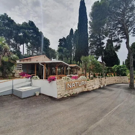 Mobile Leggiero 156 - Porton Nature Hideouts