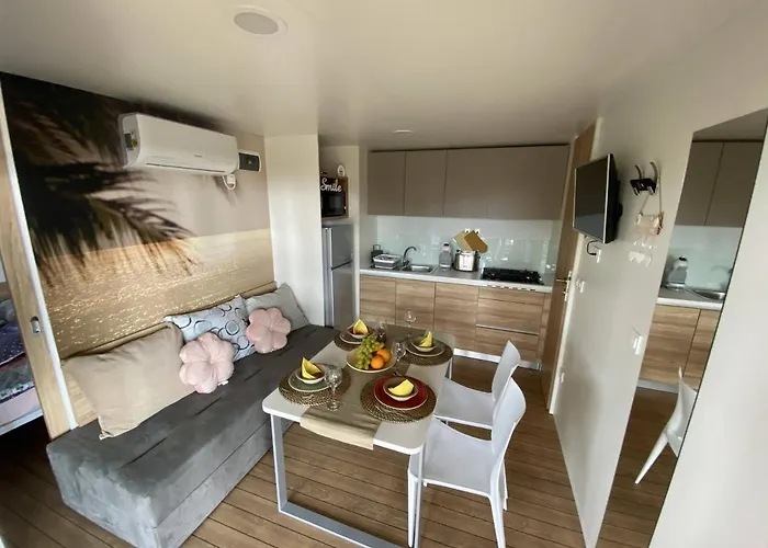 Kamp Mobile Leggiero 156 - Porton Nature Hideouts *